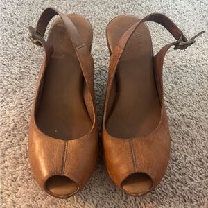 Kork-Ease Tan Leather Peep-Toe Slingback Platforms